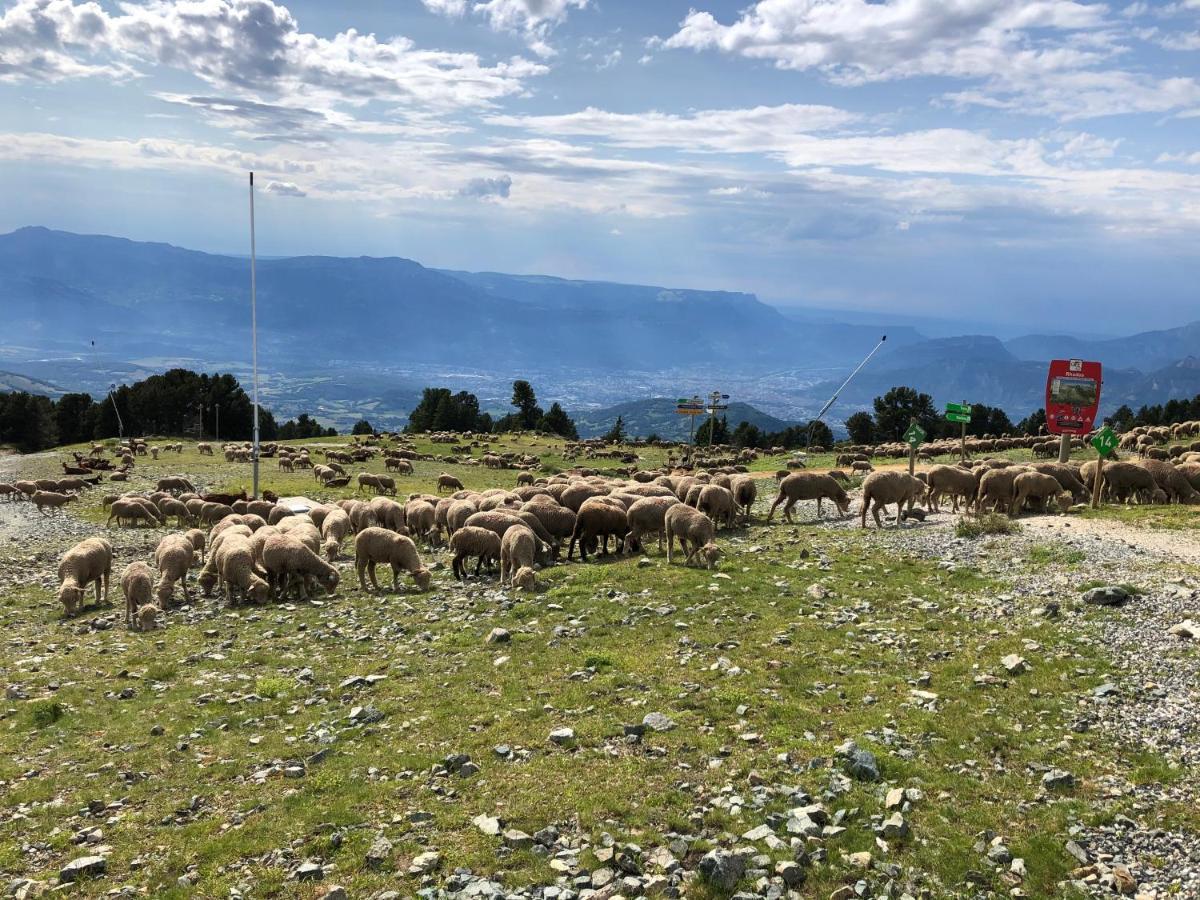 דירות T2- 4Pers- Chamrousse Bachat Bouloud מראה חיצוני תמונה